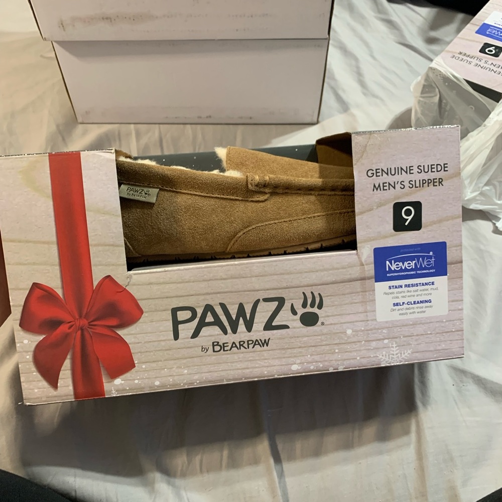 Bear paw slippers